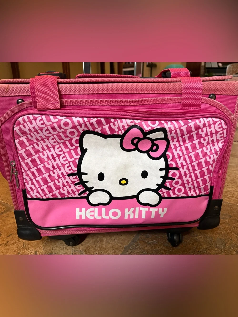 Sanrio Hello Kitty Pink Rolling Suitcase/Luggage Vintage Retro 15”x18”9-1/2”